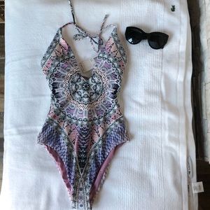 Raisins bathing suit